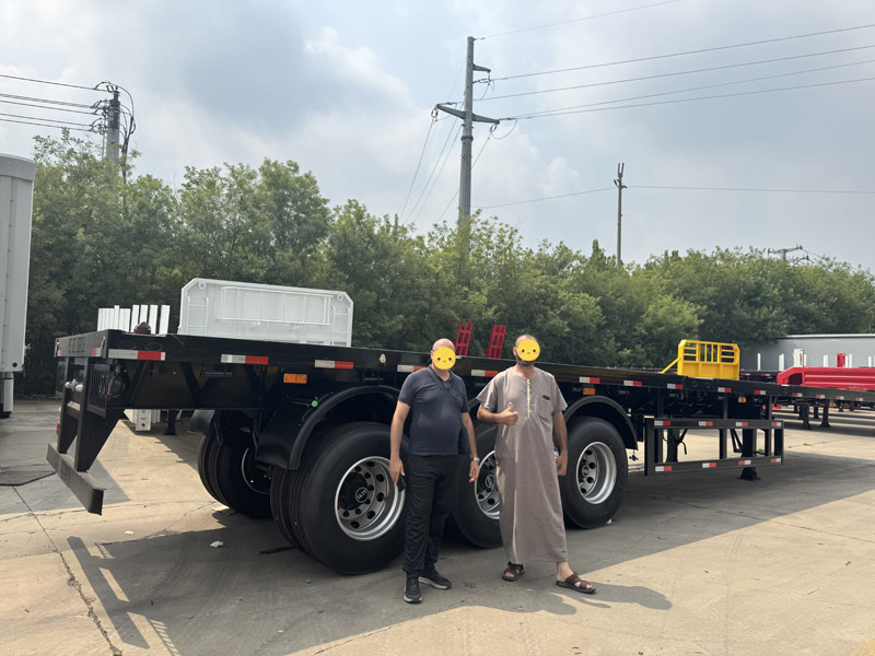 Encore un accord de coopération transnationale conclu ! Des clients algériens visitent l'usine de Luyi et signent un contrat pour des cimentiers