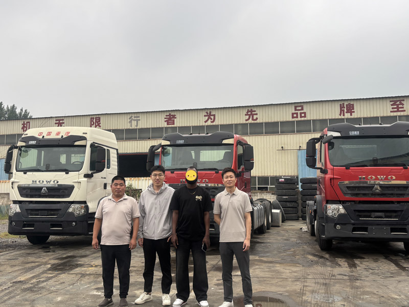 Surmonter les montagnes et les mers pour rechercher la coopération ! Des clients mozambicains visitent l'usine de Luyi pour inspection et échange