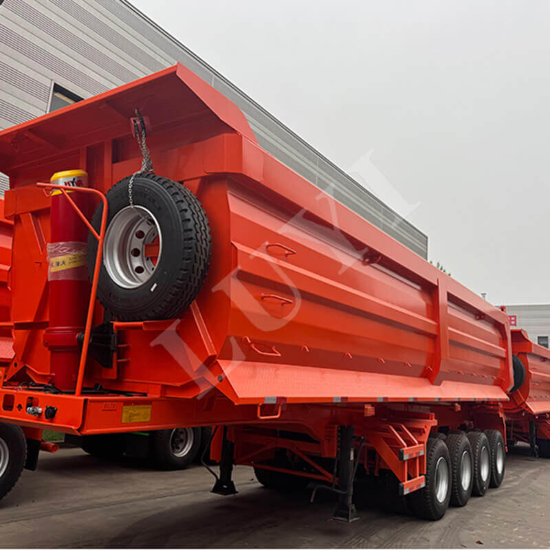 Précisément adaptée aux besoins locaux, la semi-remorque benne à 4 essieux a été livrée avec succès au client zambien