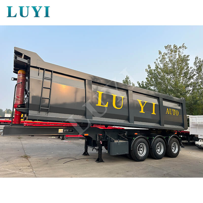 Précisément adapté aux conditions de travail africaines ! La semi-remorque benne rectangulaire noire de Lu Yi livrée avec succès en Côte d'Ivoire, facilitant le transport efficace des matériaux en vrac