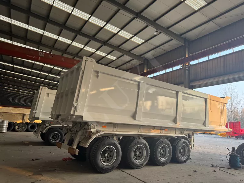 Transport 80 tonnes de semi-remorque de basculement arrière