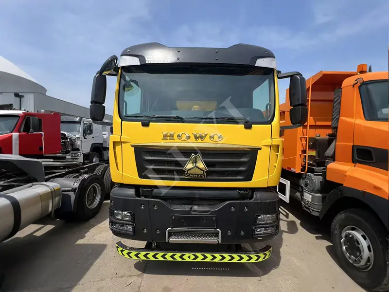 Camion à benne à benne jaune Howo